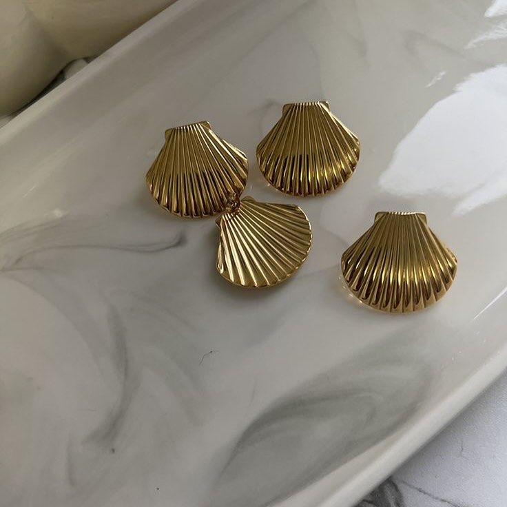 Seashell Stud Earrings