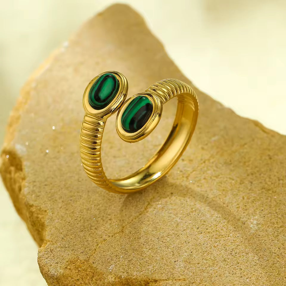 Green Snake Head Ring