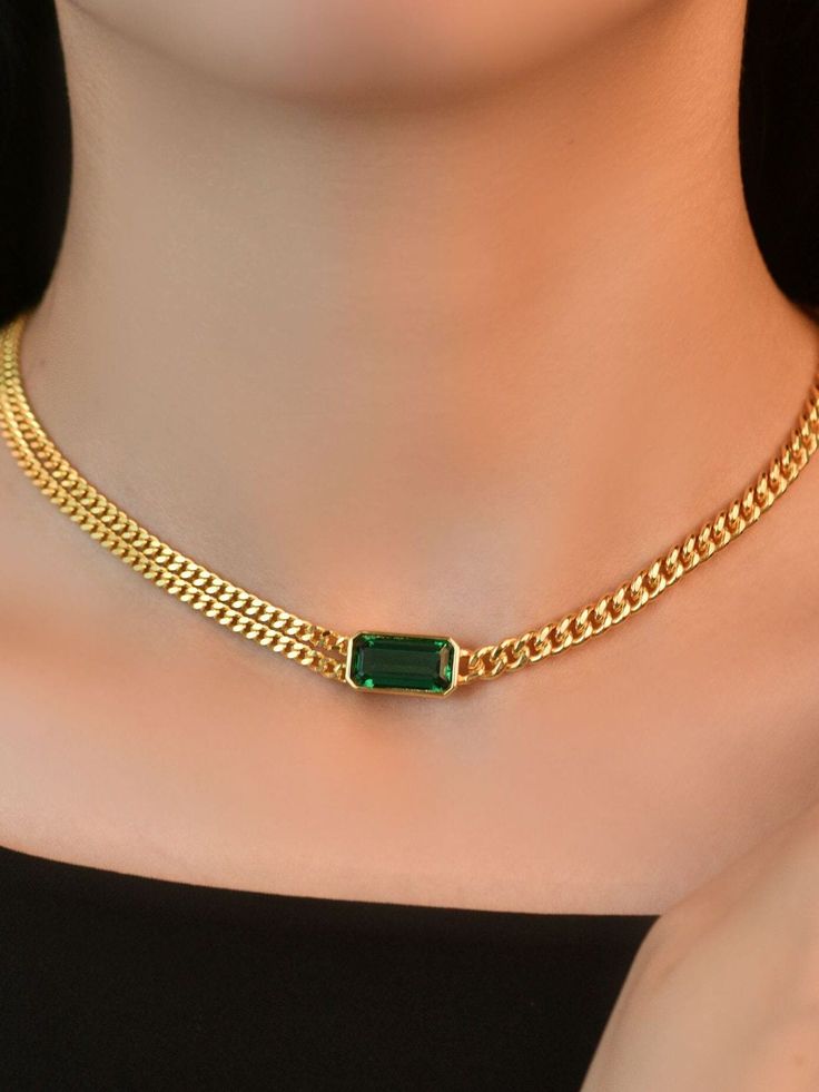 Emerald Curb Necklace