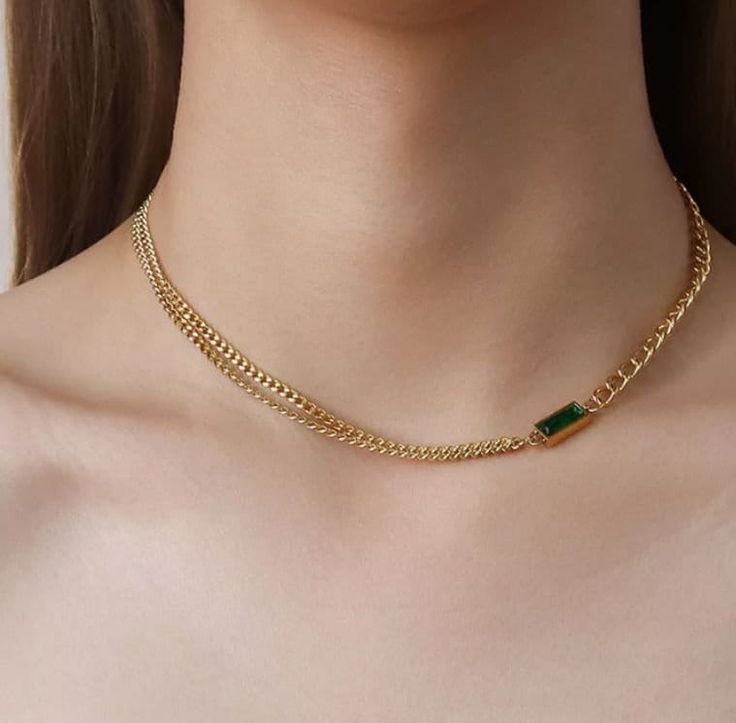 Emerald Curb Necklace