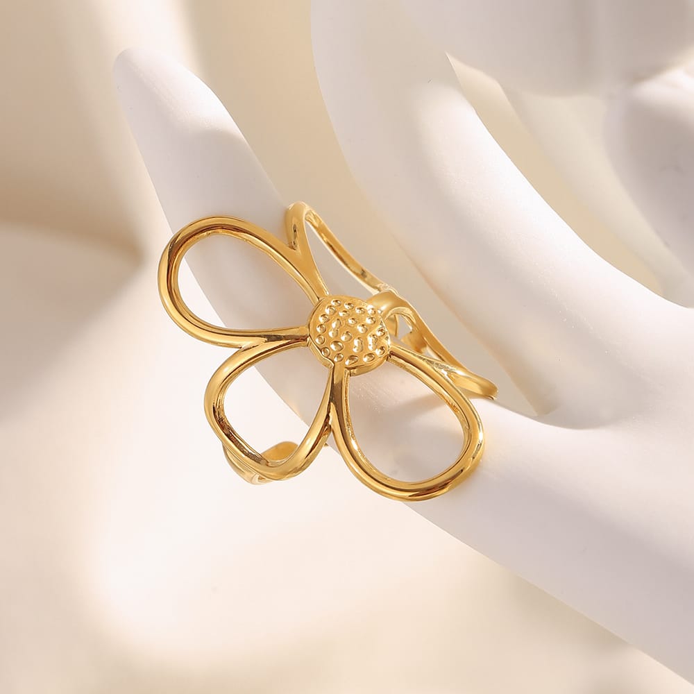 Filigree Floral Cocktail Ring