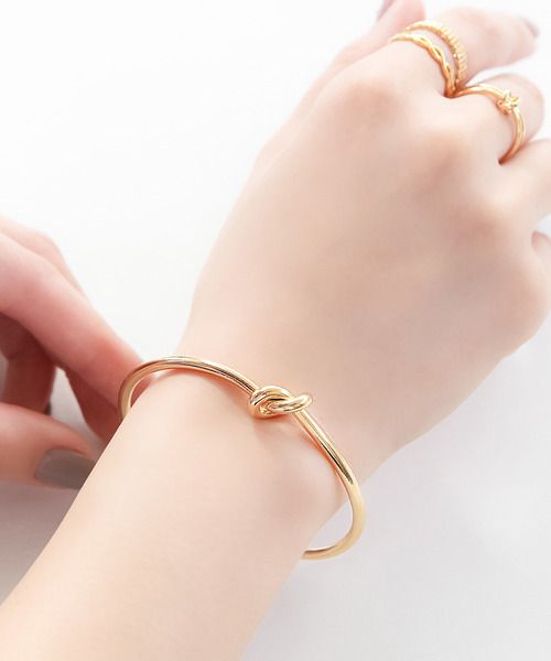 Gold Tie Knot Cuff Bracelet