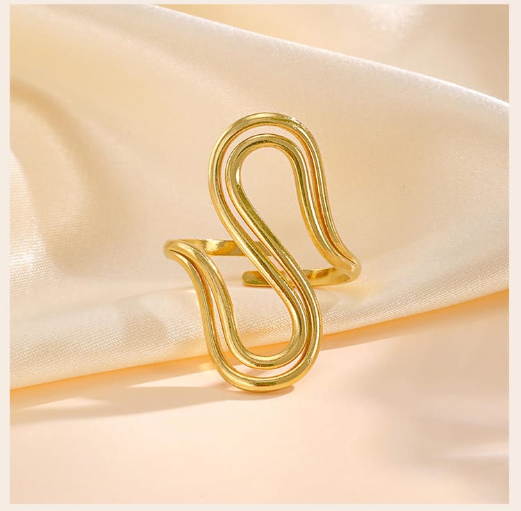 Abstract S-Shape Cuff Ring